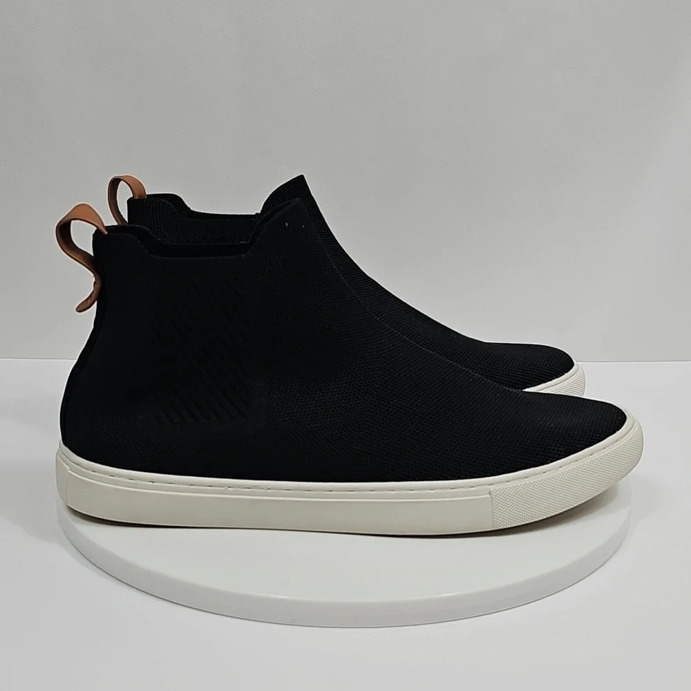 NIB Gentle Souls by Kenneth Cole Rory Elastic Mid Sneakers Size 10 Black Pull On